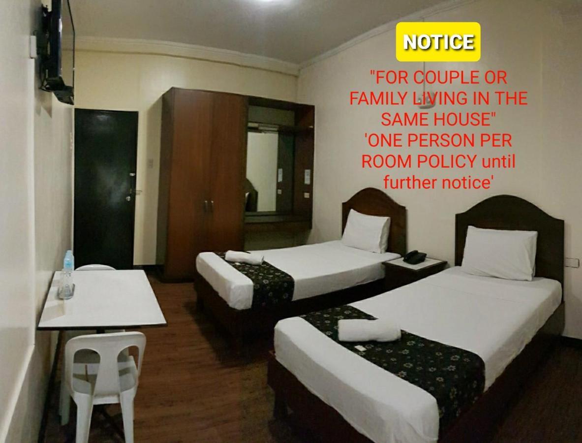 Grand Traveler Suite Inc Makati City Extérieur photo